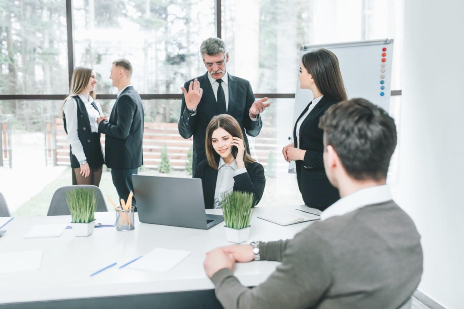 Análisis de métricas y tendencias financieras